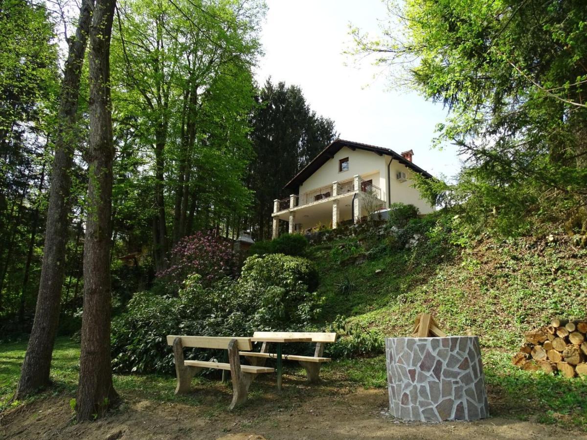 Kolpa Paradise Metlika Buitenkant foto