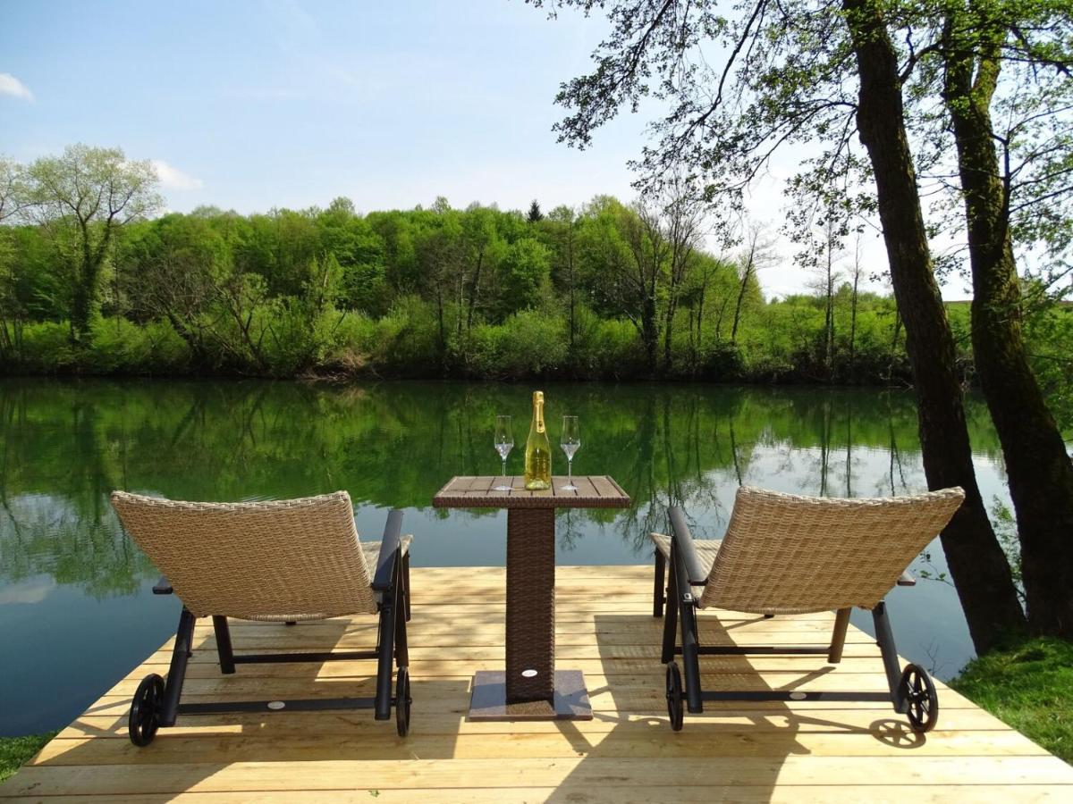 Kolpa Paradise Metlika Buitenkant foto